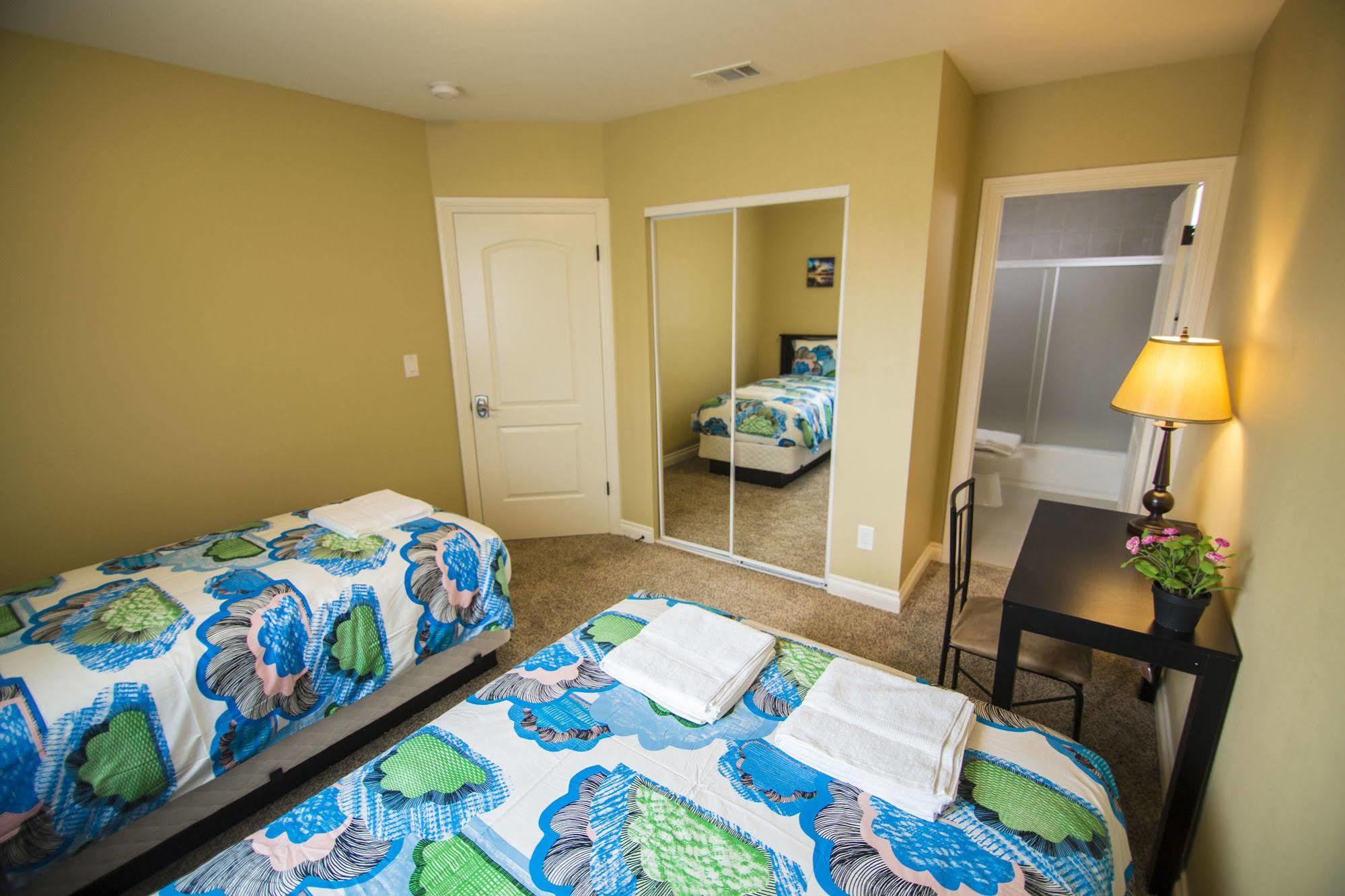 Los Angeles Vacation Rooms エクステリア 写真
